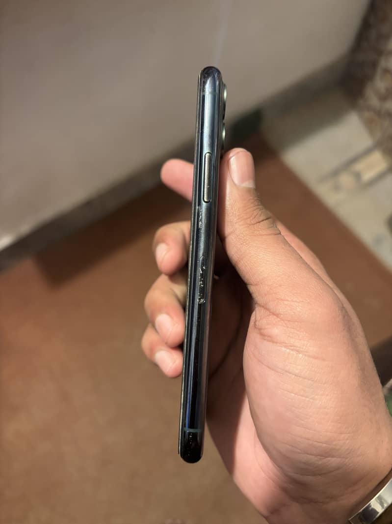 Iphone 11 pro 1