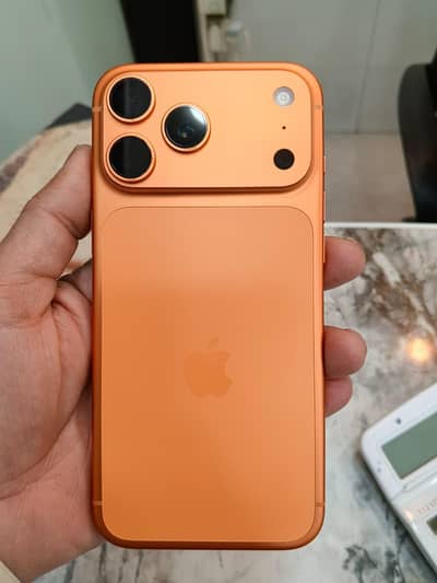 I phone 17 pro max . Non pta . Factory unlock  . 256 Gb