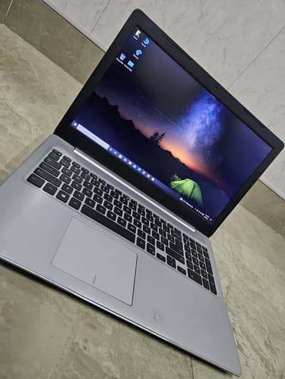 dell inspiron laptop core i7 8gen 16 inches back light keyboard