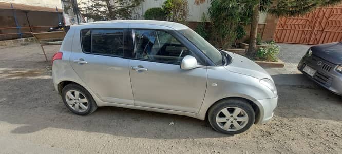 Suzuki Swift DLX Navigation 2017