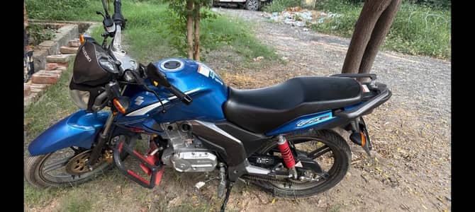 Suzuki GSX 125 2023