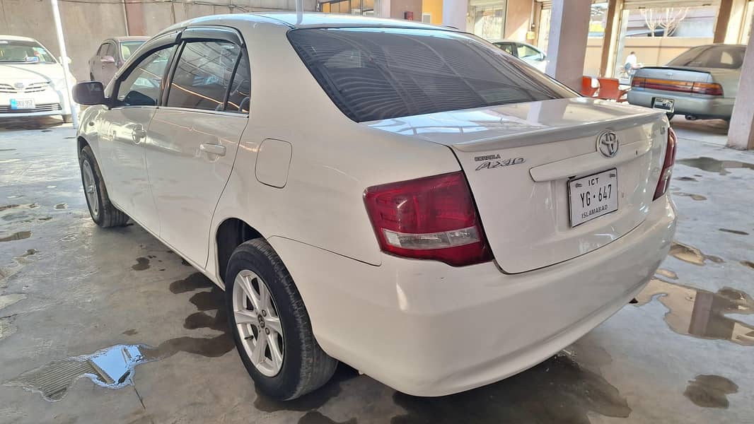 Toyota Axio 4