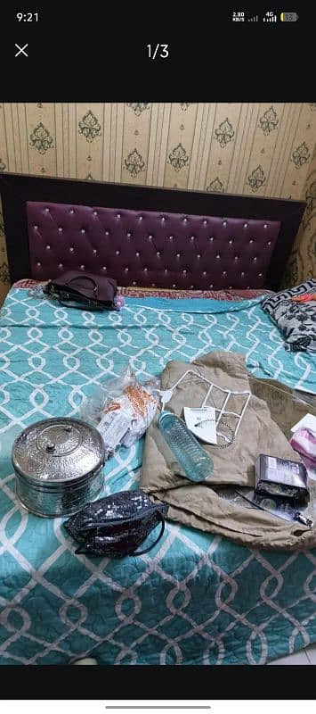 use beed good condition brown colerd without metress