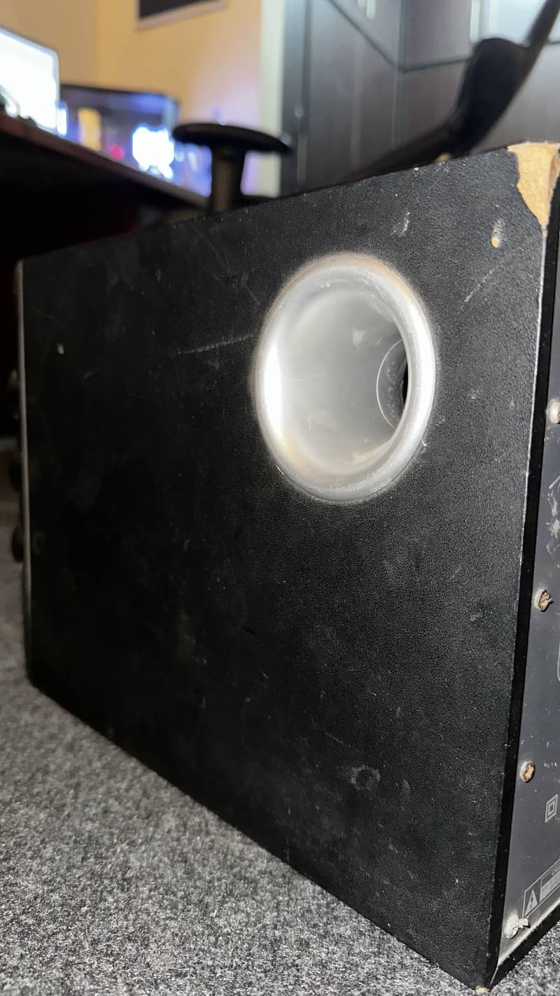 Edifier multimedia speaker 1