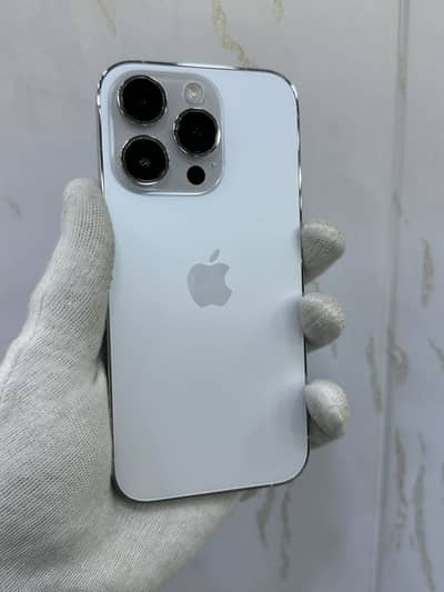 I phone 14 pro 128 GB Factory 4 Months Sim Time 98% Battery Health