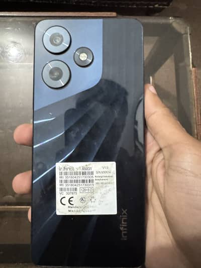 Infinix Hot 30 in 10/10 condition with box