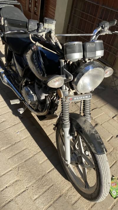 SUZUKI GS150SE