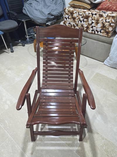 premium sheesham easy chair -high gloss reconditioned-folding chair