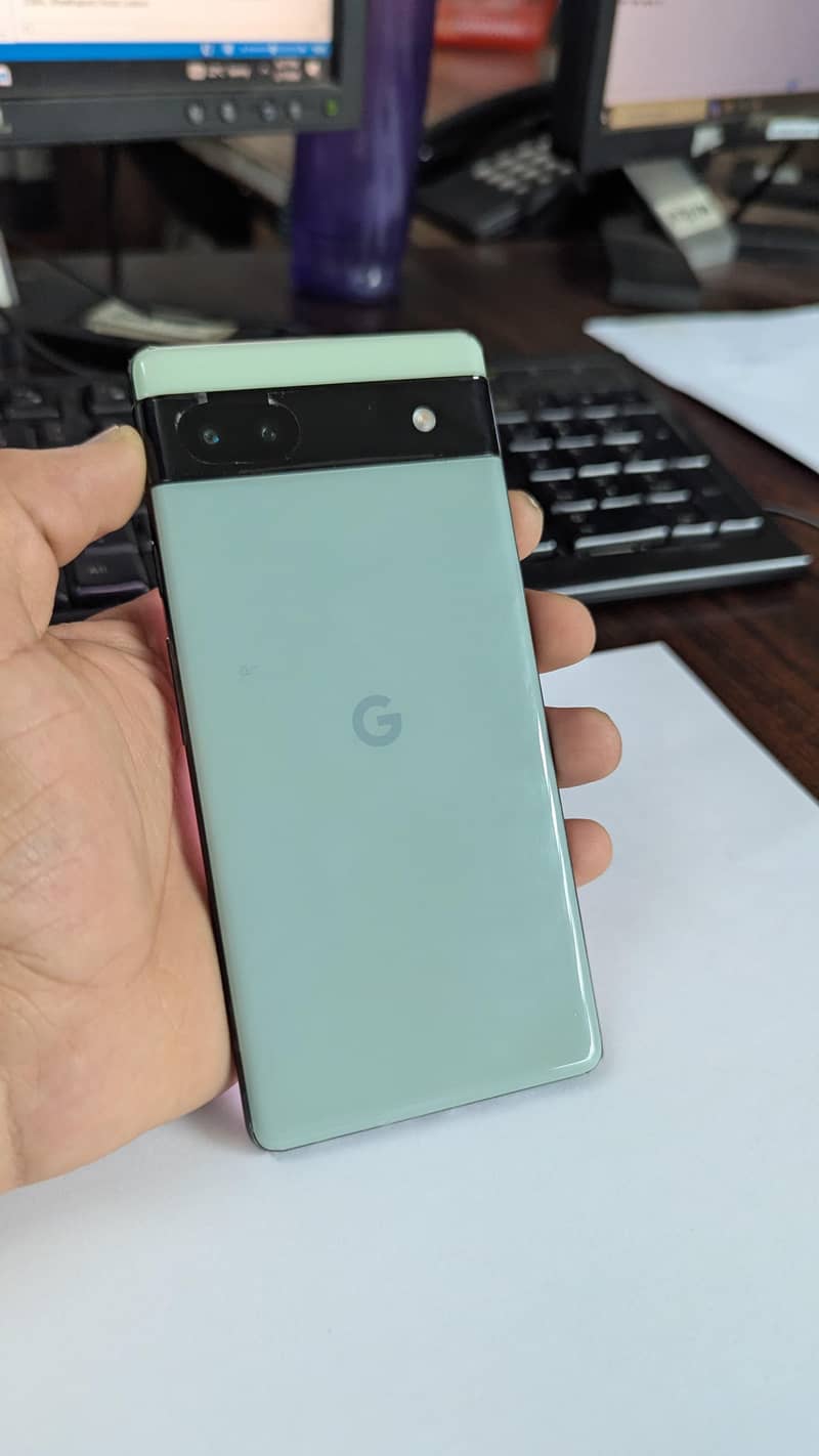 Google Pixel 6A 2