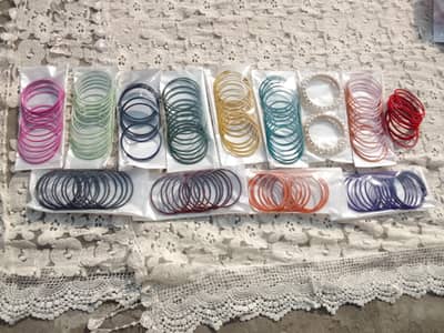 Hair Accesories and Bangles