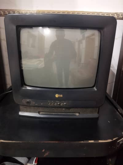 LG TELEVISION FOR SALE