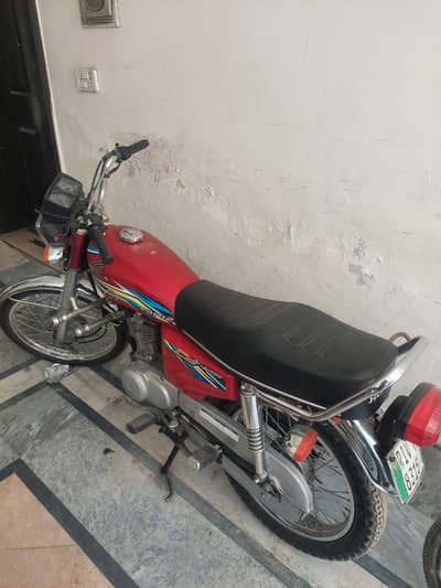 Honda CG 125 2018 model genion for sale