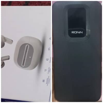 RONIN company. Earbuds and power bank