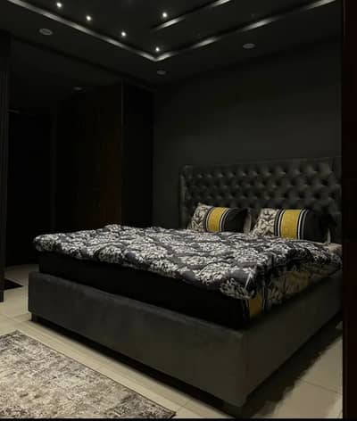 Studio phr day Sort Time available