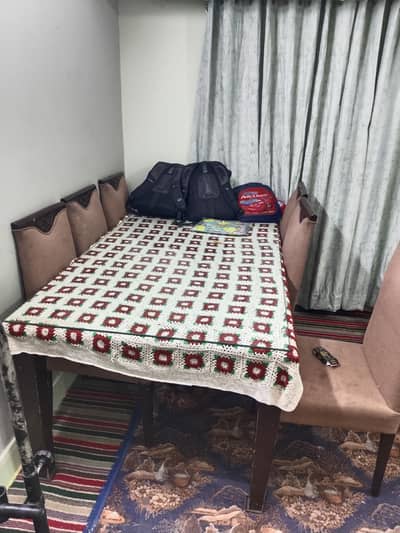 6 Chairs dinning Table