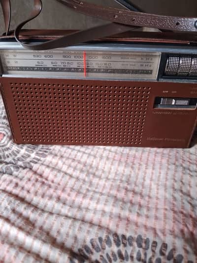 radio national Panasonic 2band 10by10 condition for sale