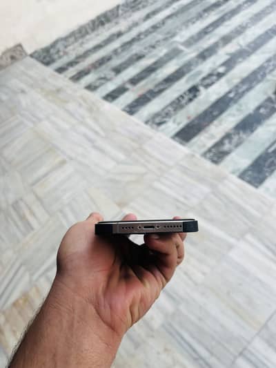 iPhone xr converted into 15 pro contact num 02233300466