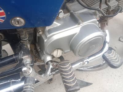 condition 9/10 engine ok ha one hand use