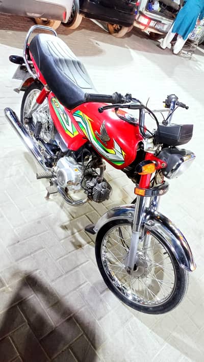 Honda CD70 2023 model Karachi num 1st owner Genuine condition