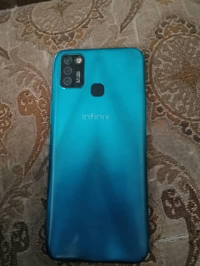 Infinix smart 6. argent sale 3 GB 64 GB pta approved
