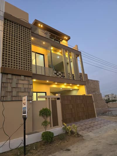 5 Marla Double Story House with Mumty/Store available in Gulberg Town