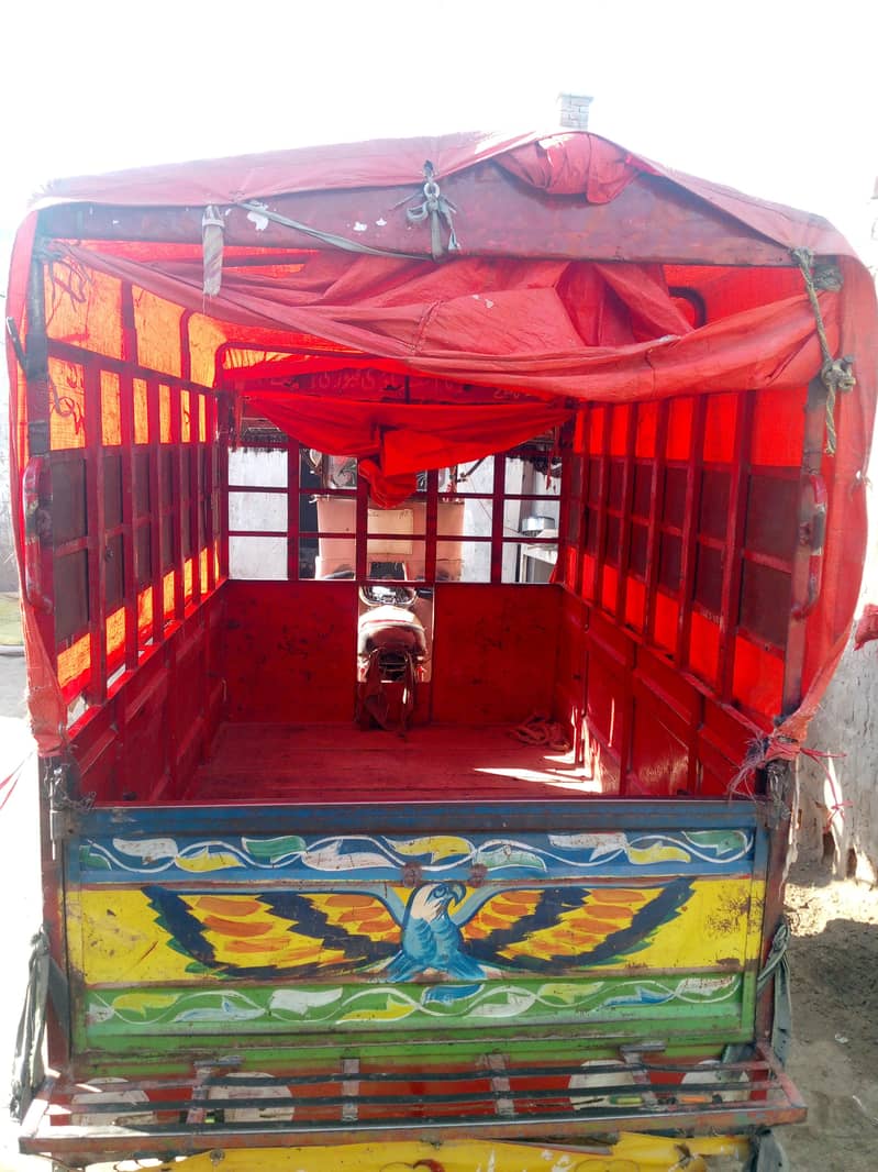Loader Rickshaw  5 nut 2