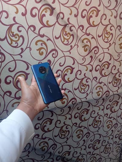 Infinix Note 7 6/128gb. Gaming Phone. With Box Charger.