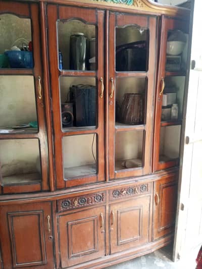 4 door Alamari bartanio wali