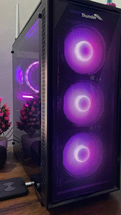 Whole system price: 242K PC price: 200K Screen: 42K