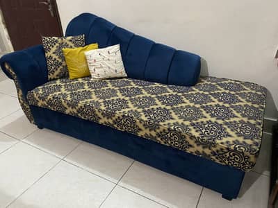 Molty Dewan Sofa