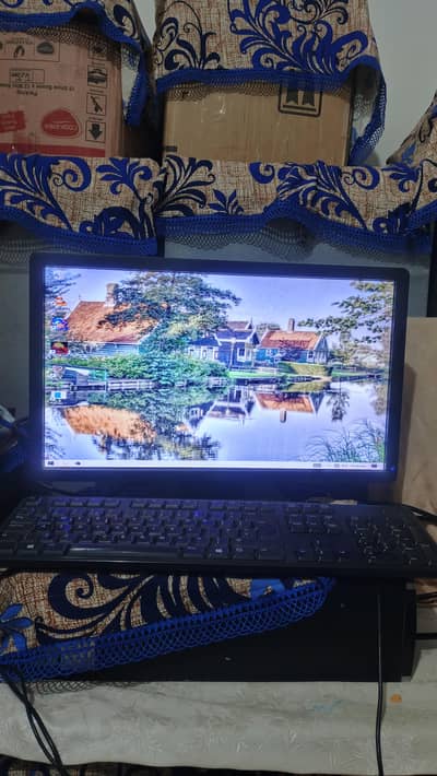 hp cpu Dell lcd original computer for sell need money