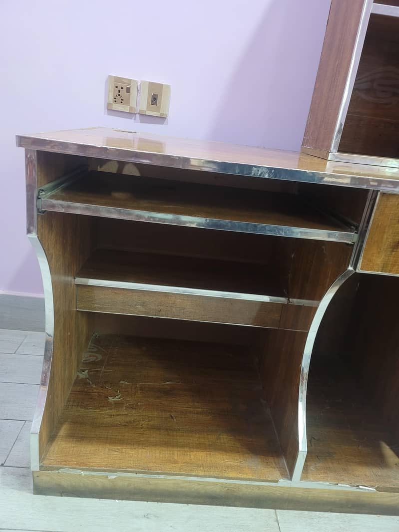 study and computer table 3