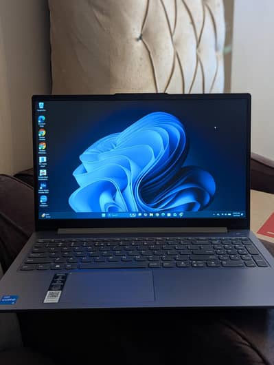 Lenevo IdeaPad Slim 3 - 13th gen core i5 13420h