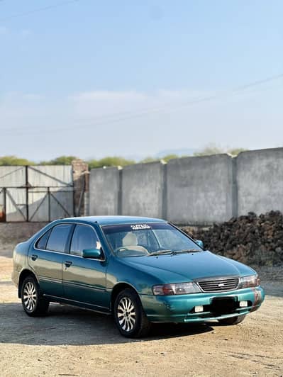 Nissan sunny 1998