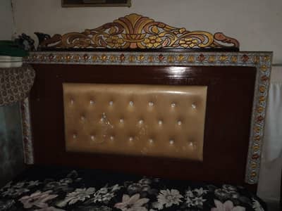 bed 2month used only king size hy