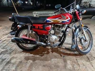 CG 125 bike red colour original condition tyre new engine quality good