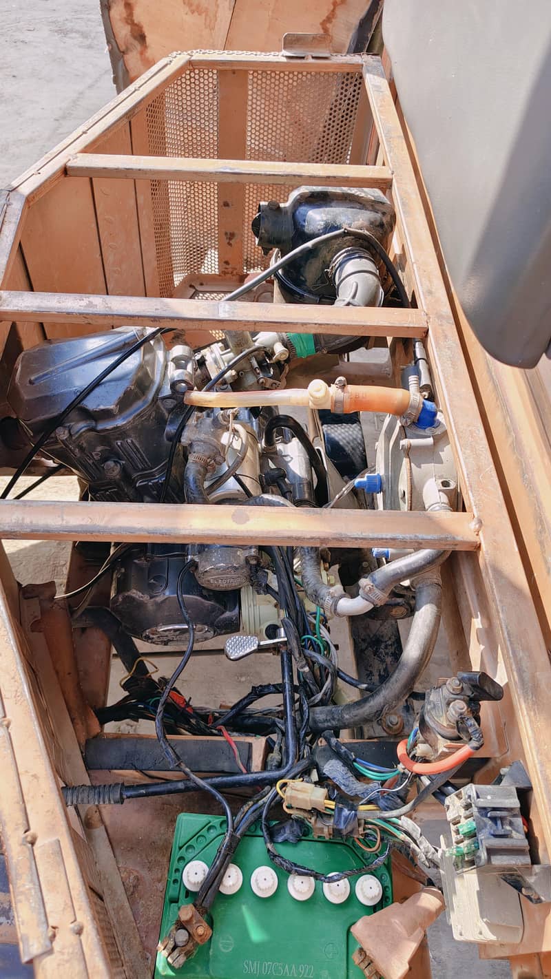 Unique loader 200cc 6