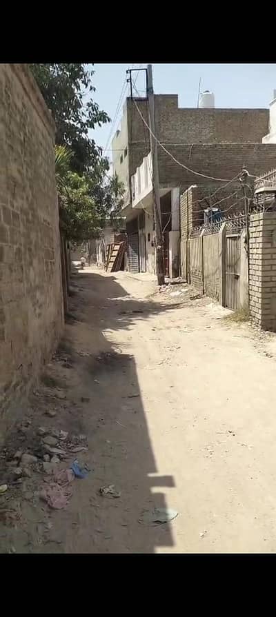 اسماعیل ٹاؤن نزد عقب جنرل بس سٹینڈ بہاولپور۔