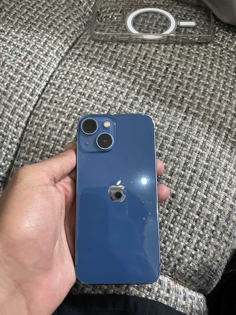 IPhone 13 mini 0