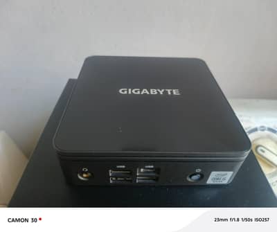 Gigabyte i5 10th generation  NUC