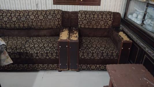 3 Seater & 1 Seater in used condition