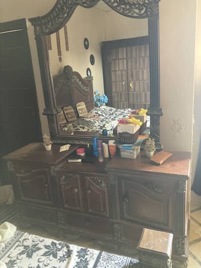 Dressing table for sale