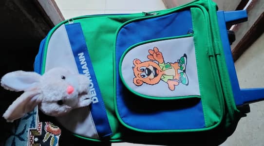 Importanted School bag with wheels