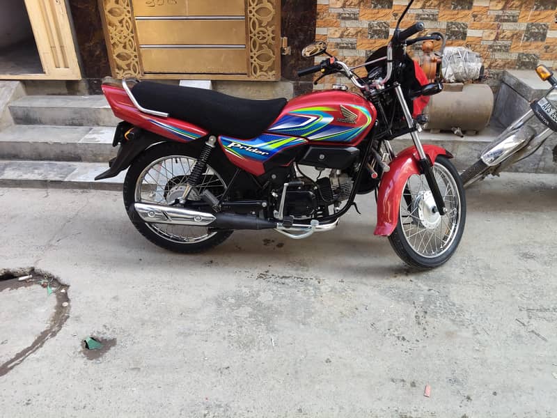 Honda Prioder 5