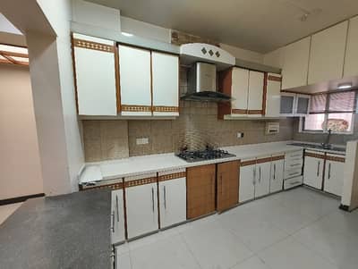 Flat For Rent Apartment Gulistan jauhar block 3A King sheaz 4 Bed DD  1 Lac 30000 *Code(15834)*  3 Bed DD  1 Lac *Code(15835)*
