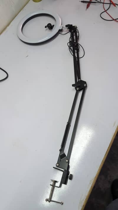 Professional microphone stand