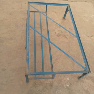 steel/zinc pati iron trunk with iron stand aone quality 0314 7129267