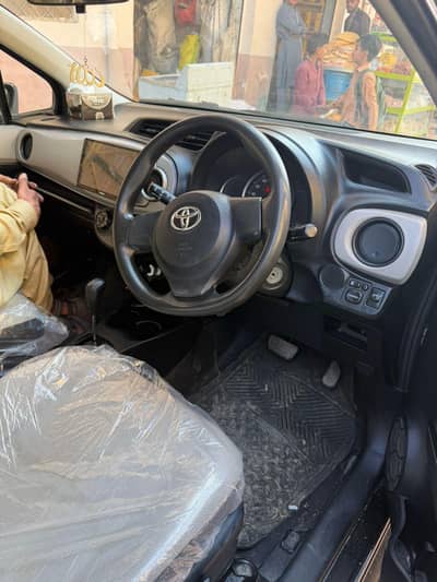 Vitz 2103 model 2017 register