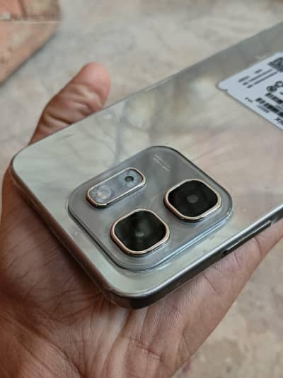 argent sell infinx hot 50i 6+4 128gb all ok seald fone 10 by 10