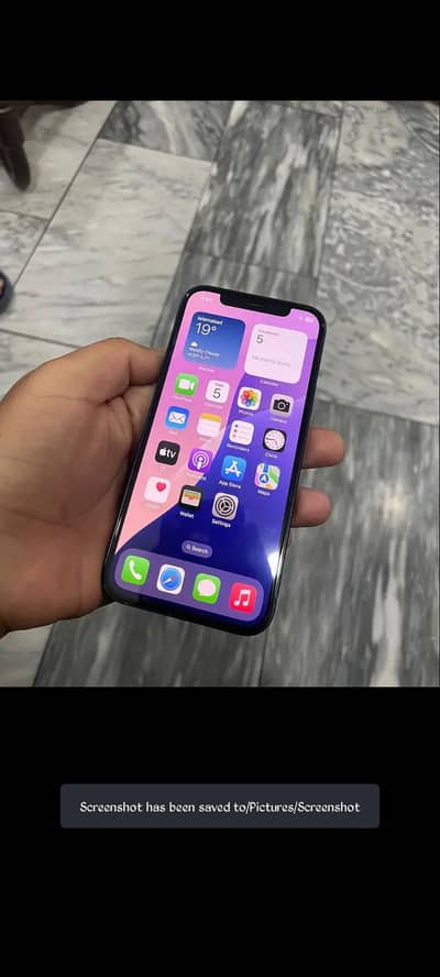 Iphone 12 9/10 condition